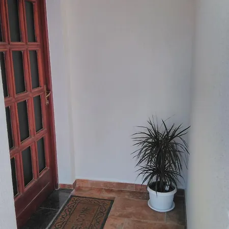 Studio-apartment Mit Meerblick In Der Naehe Des Strandes By Interhome Apartman Medulin